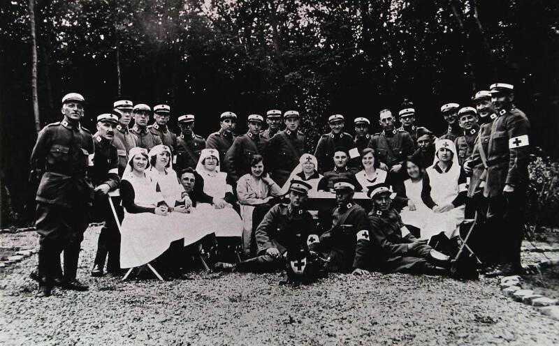 Bestand:RodeKruis 38499.jpg