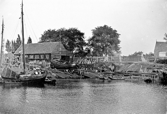 Bestand:Scheepsbouw1.jpg