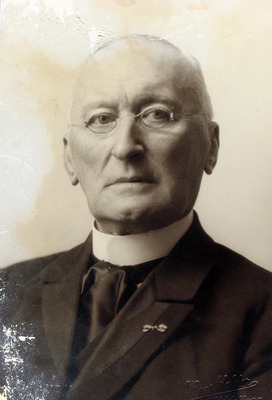 Bestand:NM de Ligt.jpg