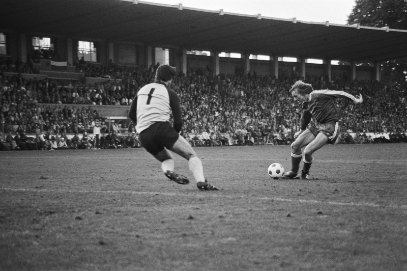 Bestand:Adrie Koster4-WC.jpg