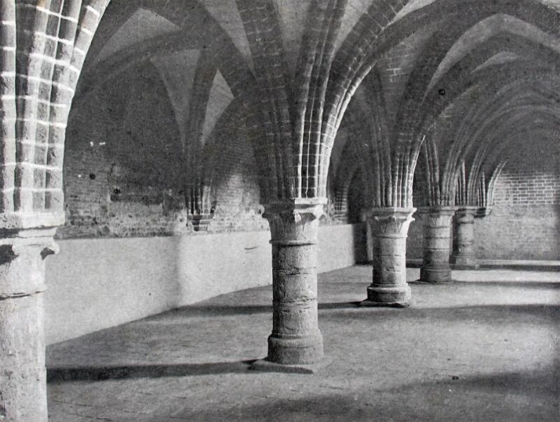 Bestand:Kloostergangen 107912.jpg